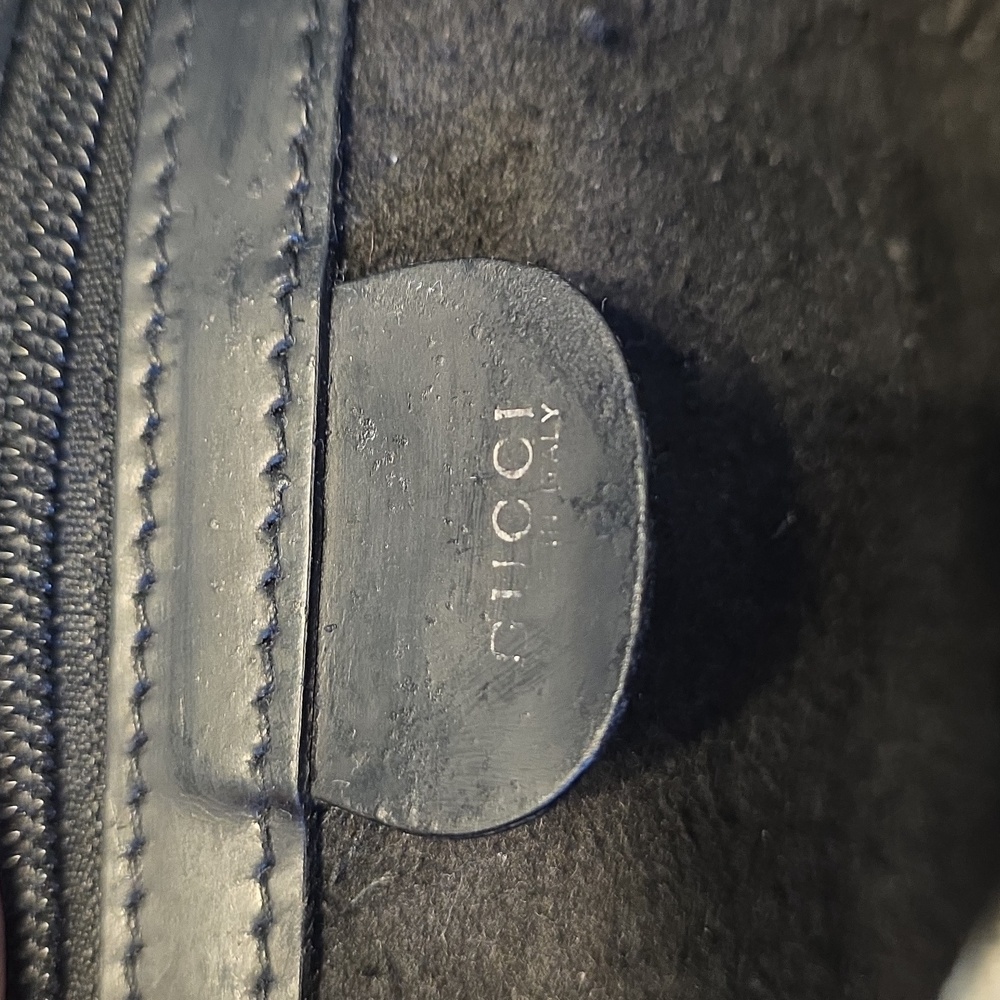 GUCCI BLACK NYLON/PATENT TRAVEL LINE BAG WITH COA - Picture 14 of 16